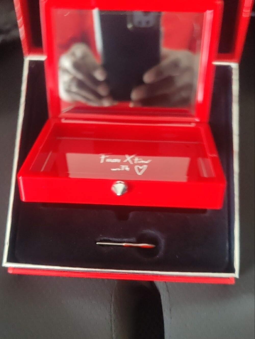 Christian Louboutin Red Lacquer Trinket Box w/ Key – Collector Accessory – Like - Picture 7 of 12